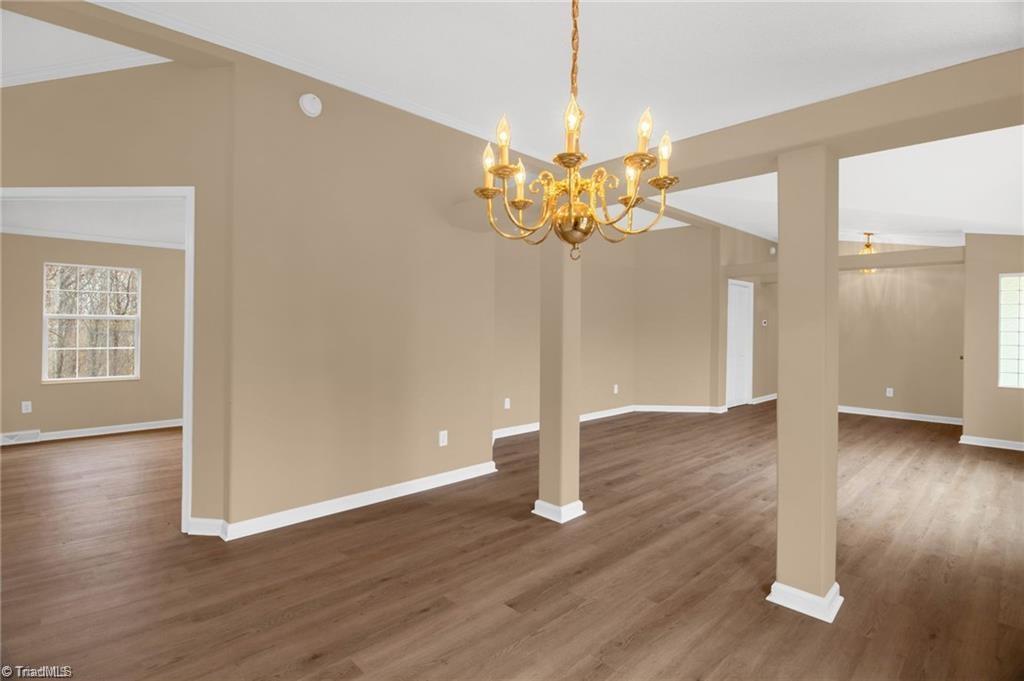 1085 Brookview Lane Property Photo 9