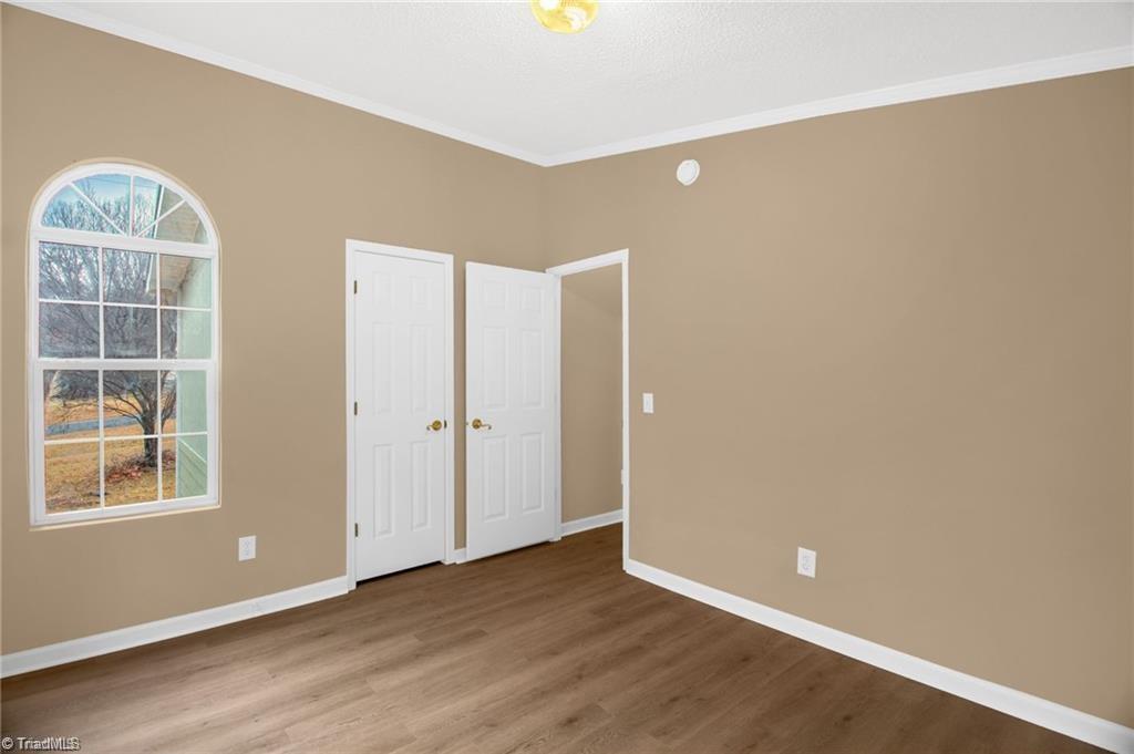 1085 Brookview Lane Property Photo 28
