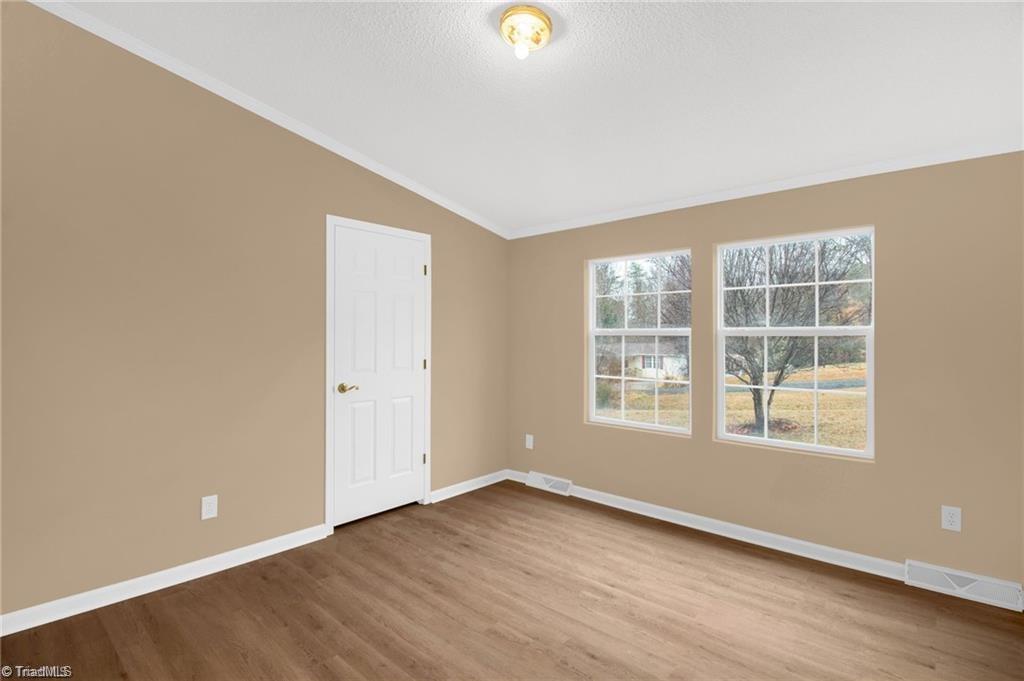1085 Brookview Lane Property Photo 29
