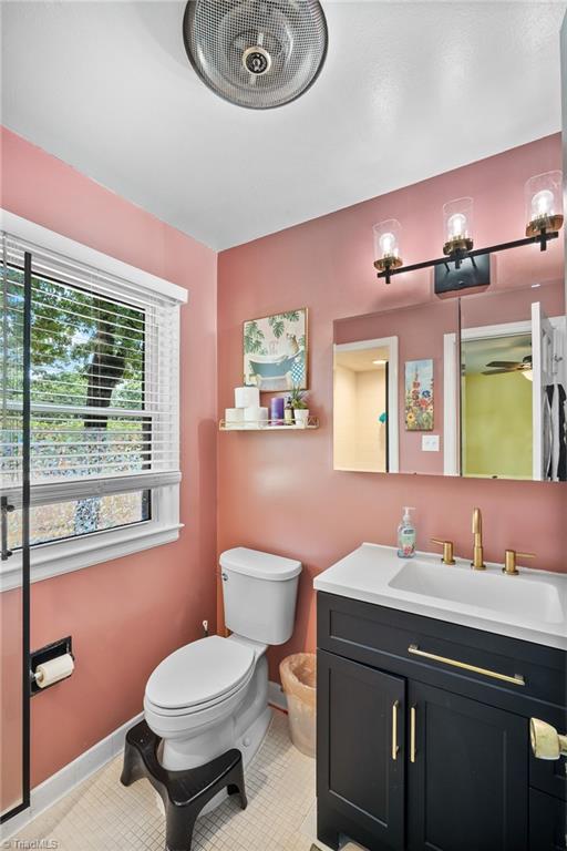 1001 Oakview Road Property Photo 28
