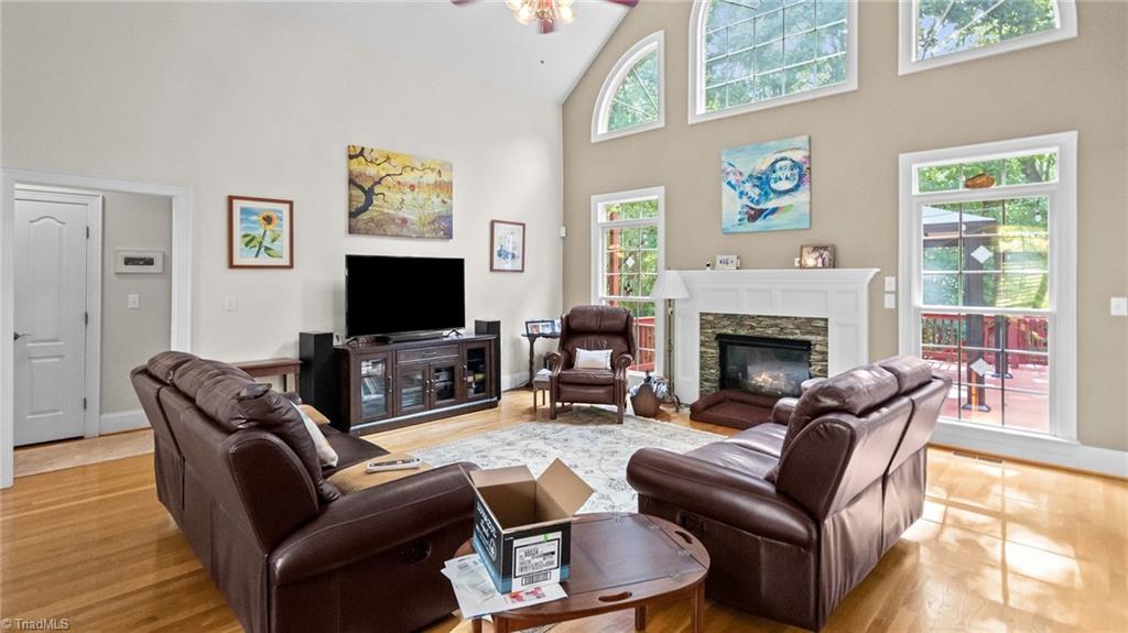 265 Westminster Court Property Photo 7