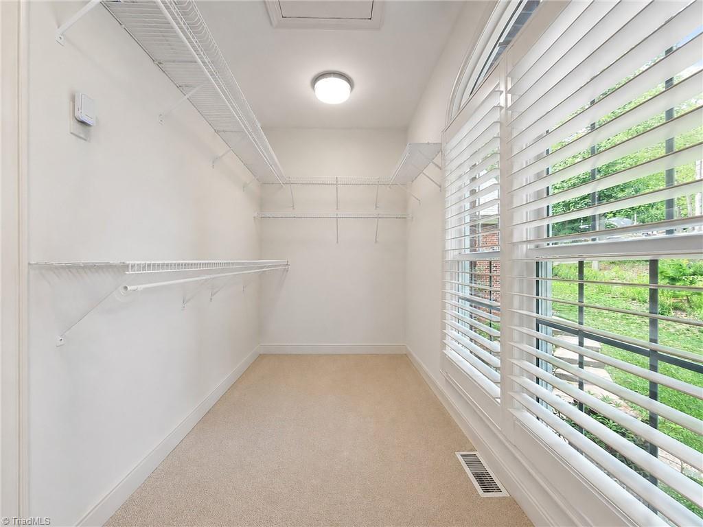 265 Westminster Court Property Photo 20