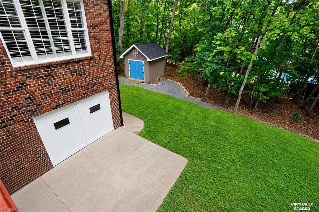 265 Westminster Court Property Photo 33