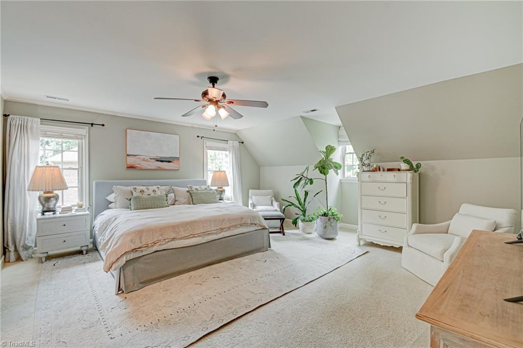 925 Ashley Glen Drive Property Photo 25