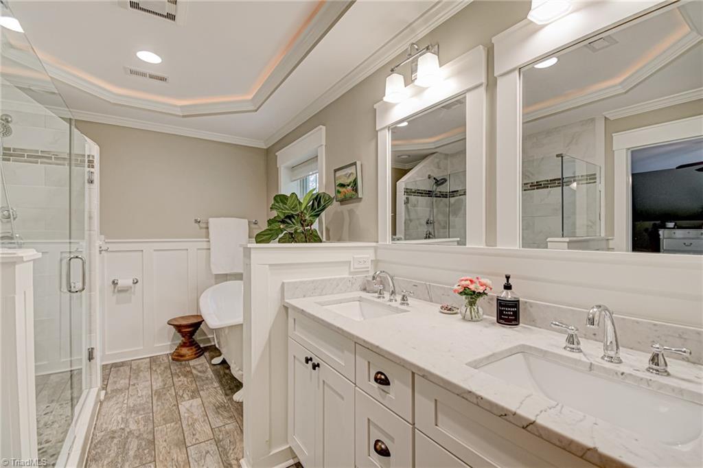 925 Ashley Glen Drive Property Photo 27