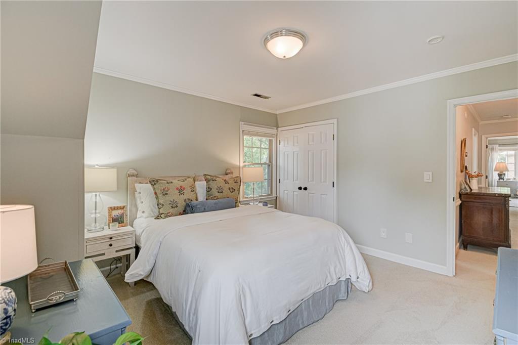 925 Ashley Glen Drive Property Photo 30