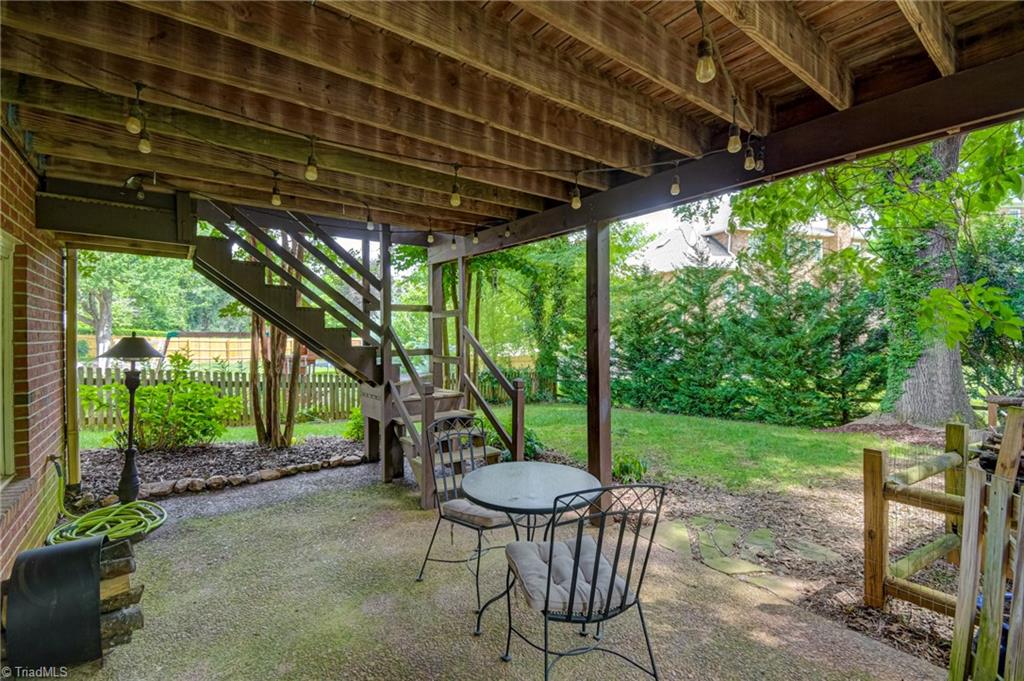 925 Ashley Glen Drive Property Photo 43
