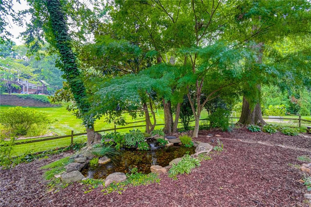 925 Ashley Glen Drive Property Photo 49
