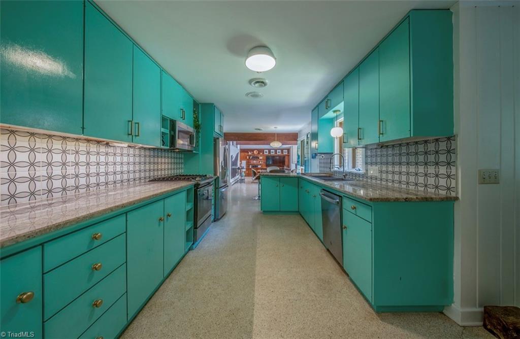 116 Maplewood Avenue Property Photo 10