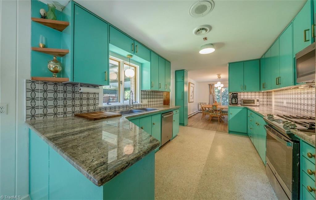 116 Maplewood Avenue Property Photo 12