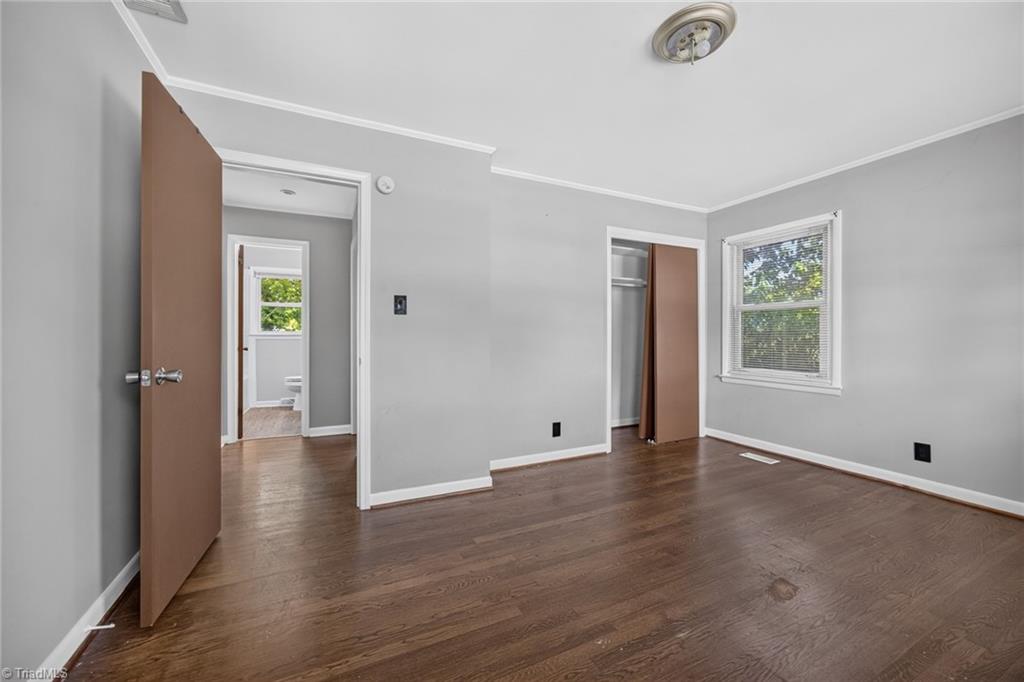 1707 E Cone Boulevard Property Photo 14