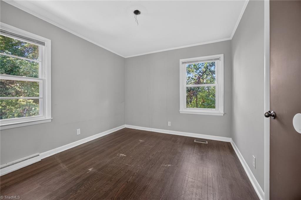 1707 E Cone Boulevard Property Photo 15