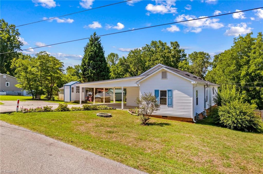 223 Nesbit Drive Property Photo 2
