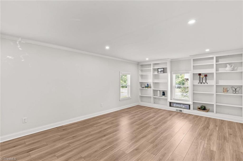223 Nesbit Drive Property Photo 8