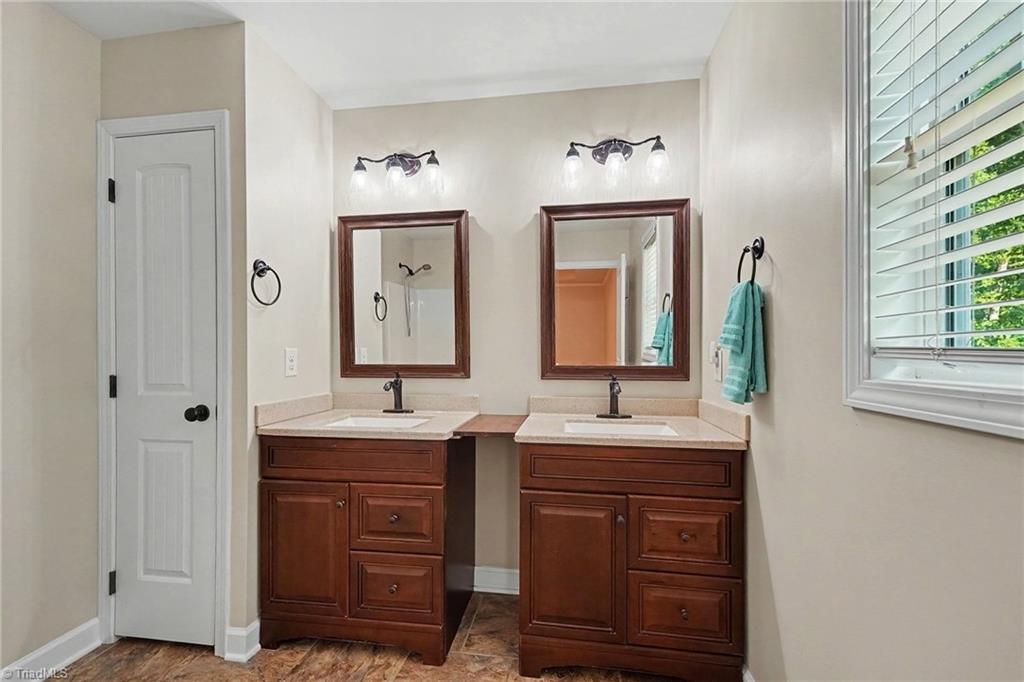 8430 Rumbley Road Property Photo 15