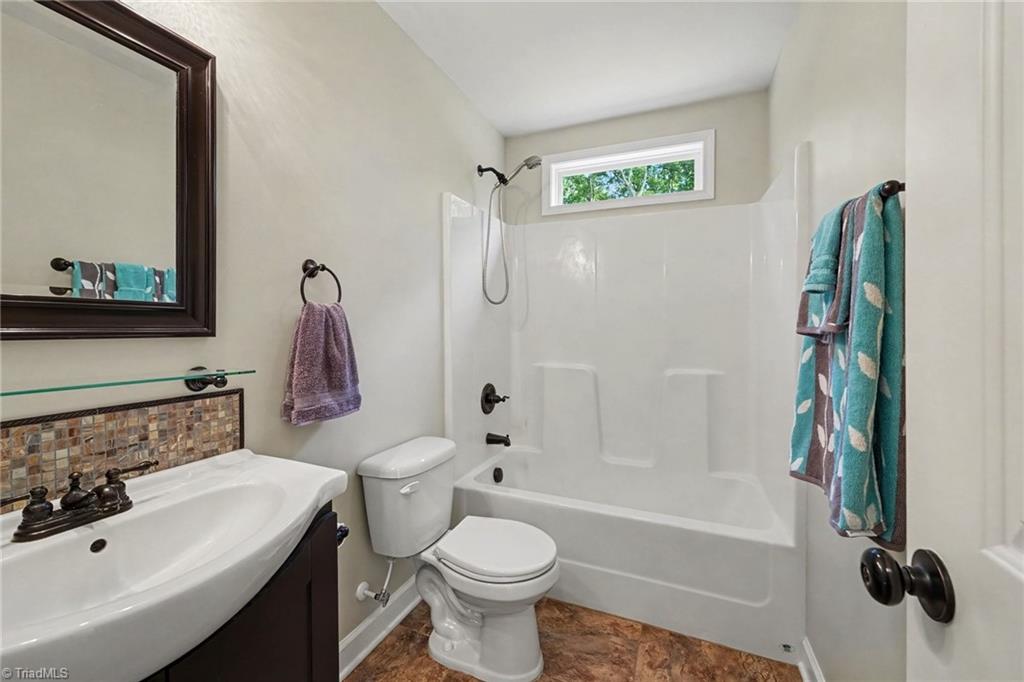 8430 Rumbley Road Property Photo 19