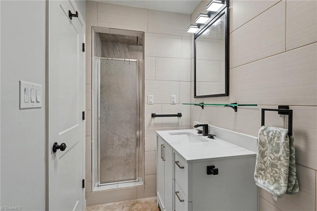 8430 Rumbley Road Property Photo 33