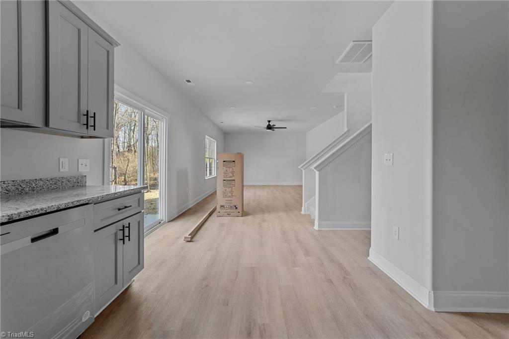 1913 Dockery Road Property Photo 13