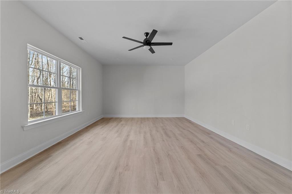1913 Dockery Road Property Photo 14