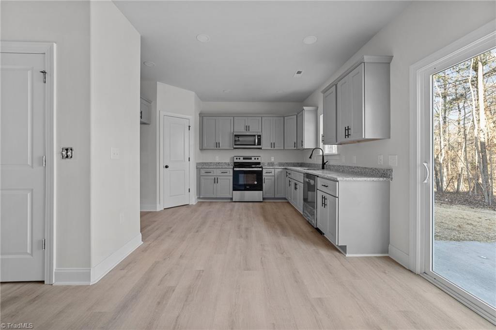 1913 Dockery Road Property Photo 18