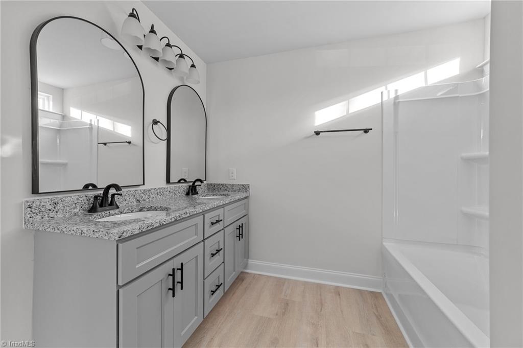 1913 Dockery Road Property Photo 24