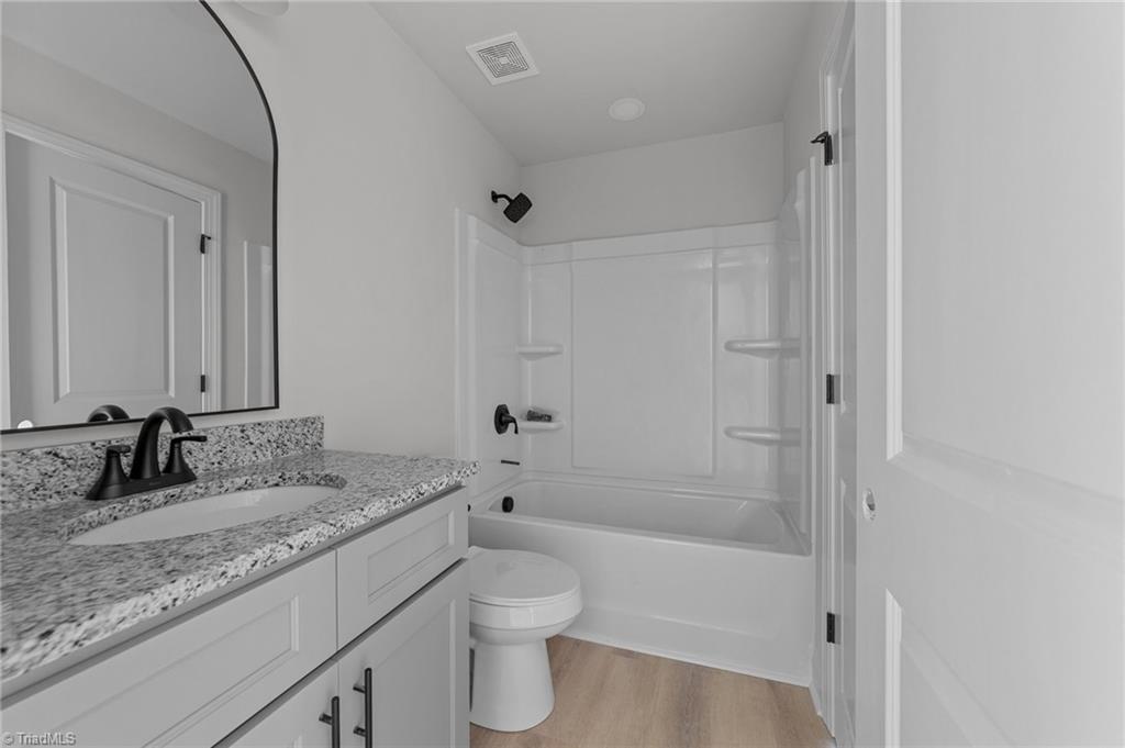 1913 Dockery Road Property Photo 27