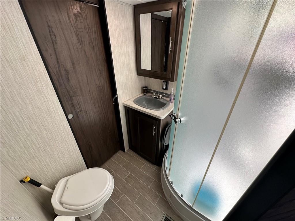 110 Pier Avenue Property Photo 19