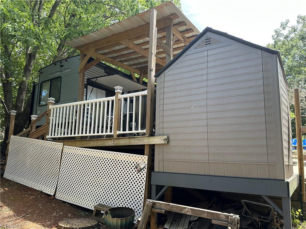 110 Pier Avenue Property Photo 32