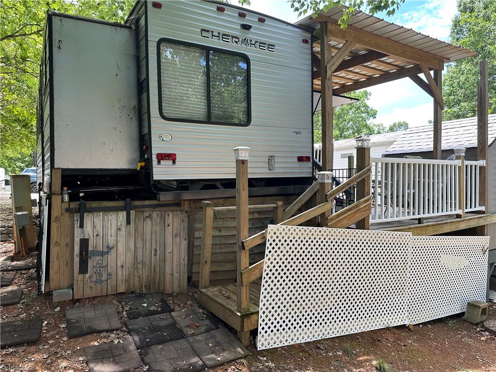 110 Pier Avenue Property Photo 34
