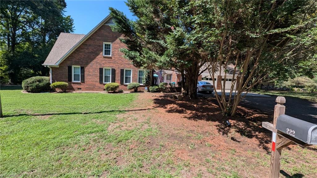 222 Shallowbrook Drive Property Photo 3