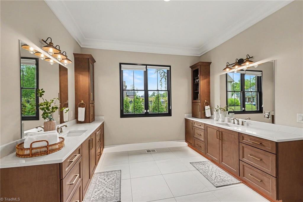 7602 Pemberley Drive Property Photo 32