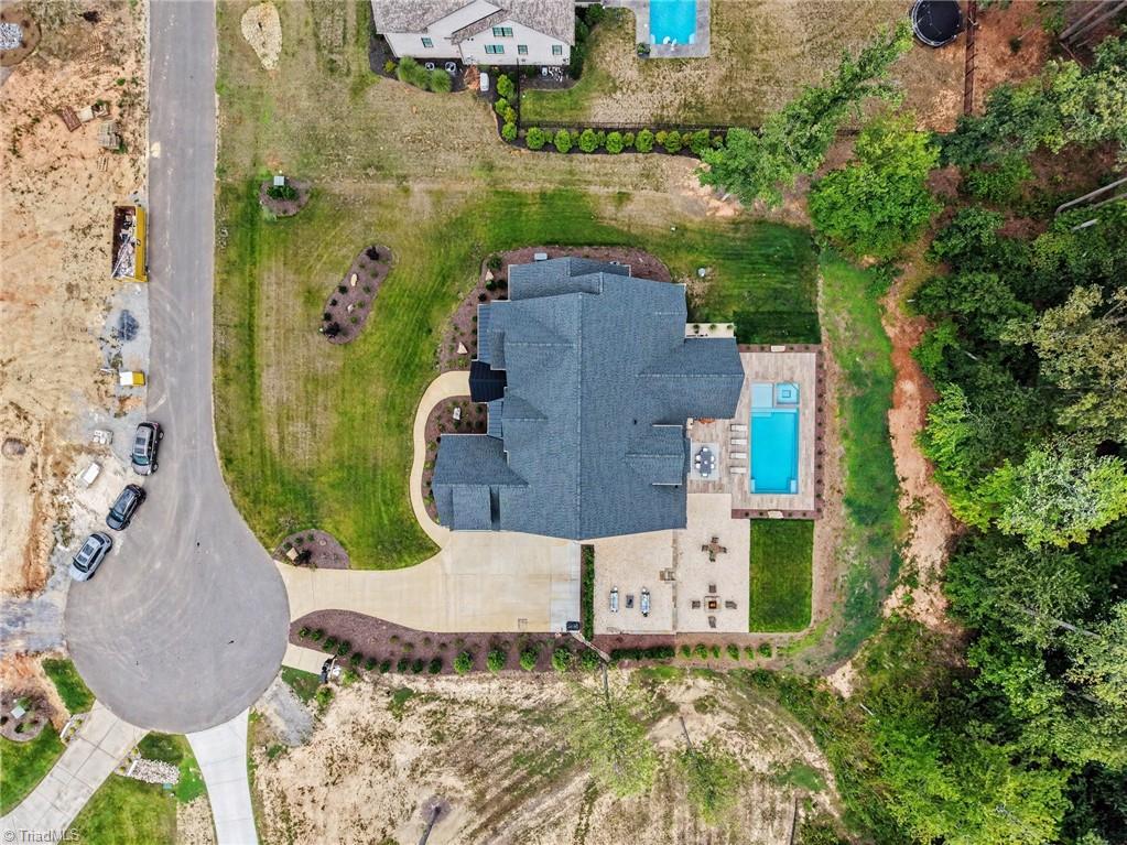7602 Pemberley Drive Property Photo 48
