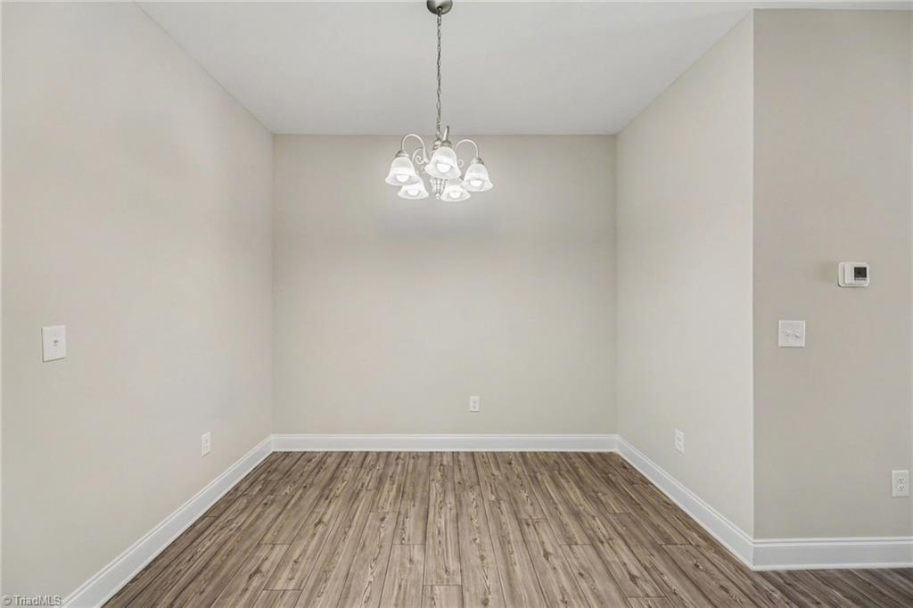2238 Campbell Loop Property Photo 32