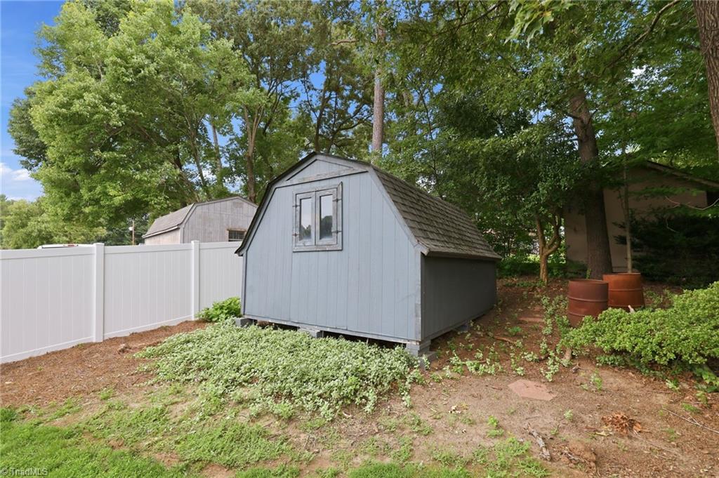 201 Jones Drive Property Photo 34