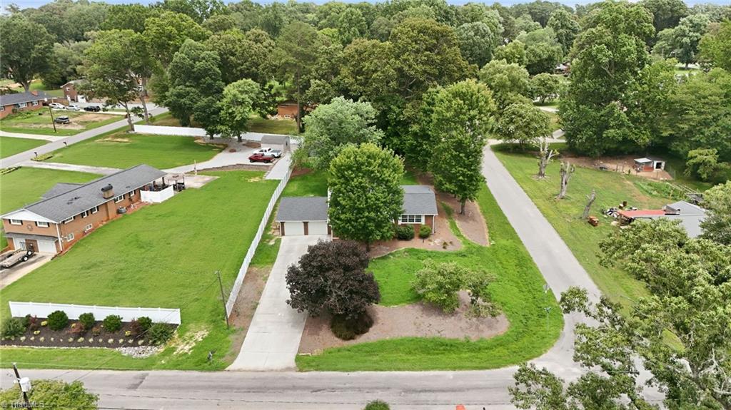 201 Jones Drive Property Photo 37