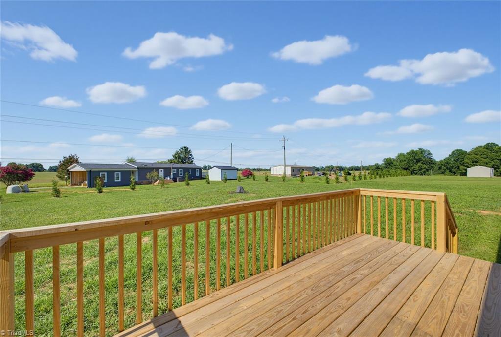 4727 Nc Highway 67 Property Photo 17