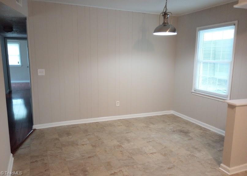 2713 Ernest Street Property Photo 5