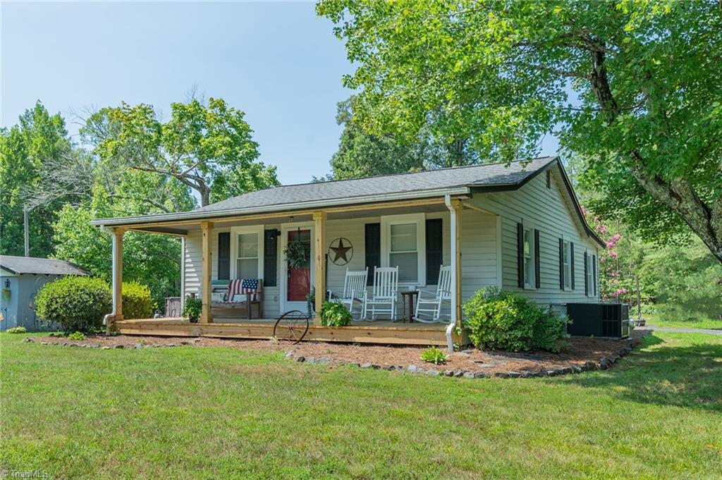 332 Dibrell Road Property Photo 1