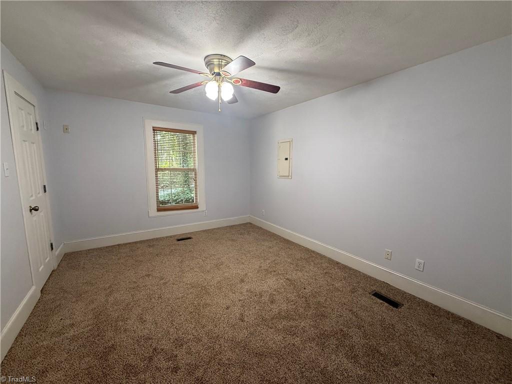 900 Smokey Mtn Trail Property Photo 16
