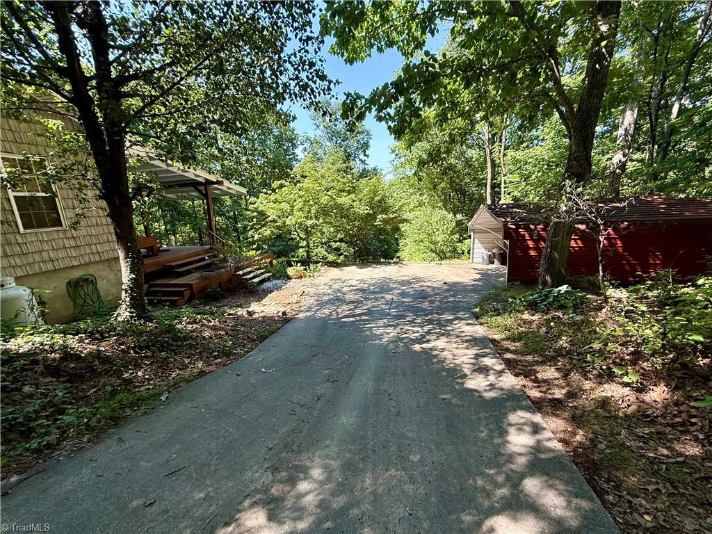 900 Smokey Mtn Trail Property Photo 32