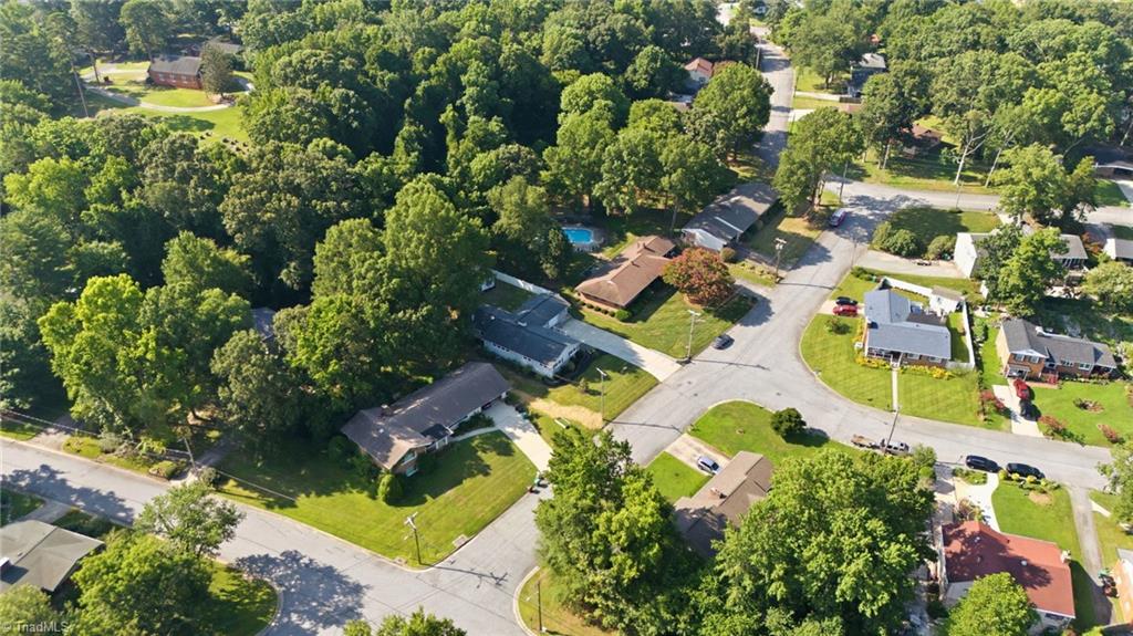 1506 Wendover Drive Property Photo 36