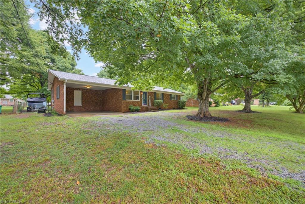 6954 Gra Lan Drive Property Photo 4