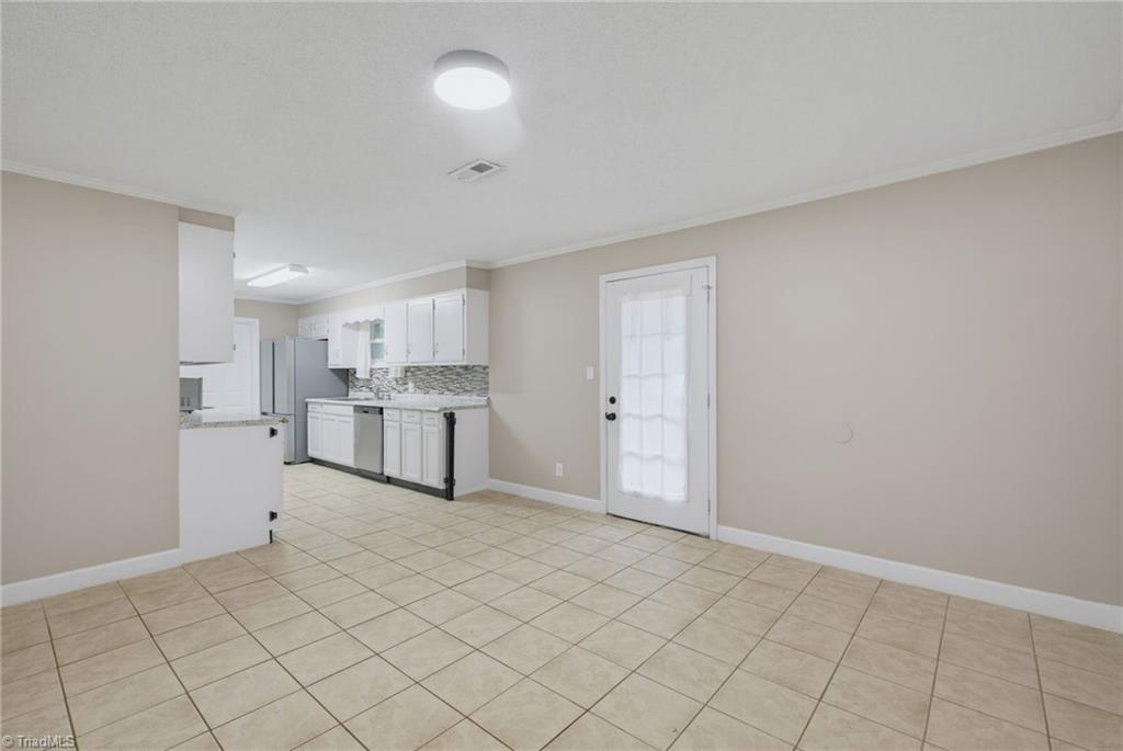 6954 Gra Lan Drive Property Photo 9