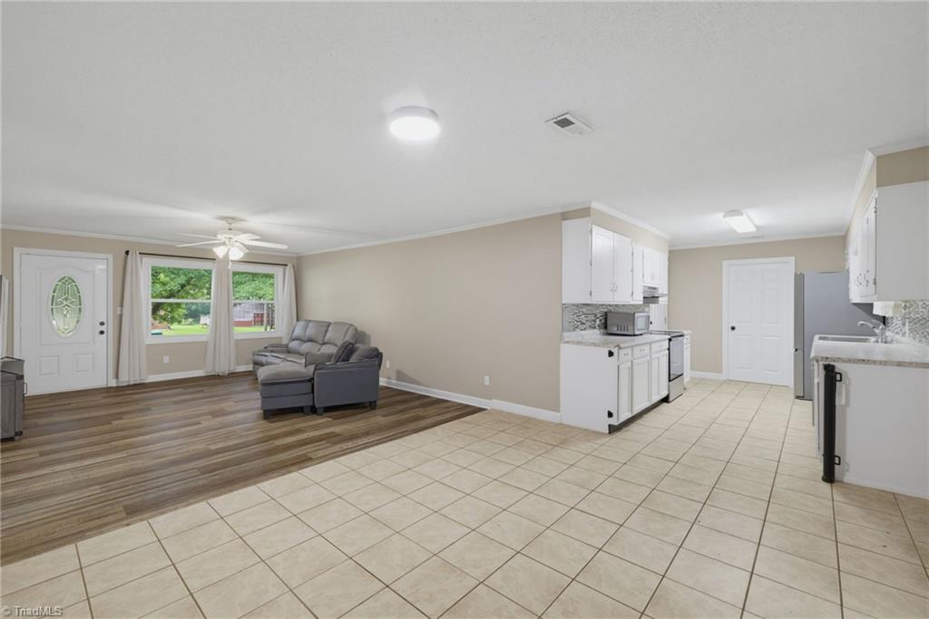 6954 Gra Lan Drive Property Photo 10