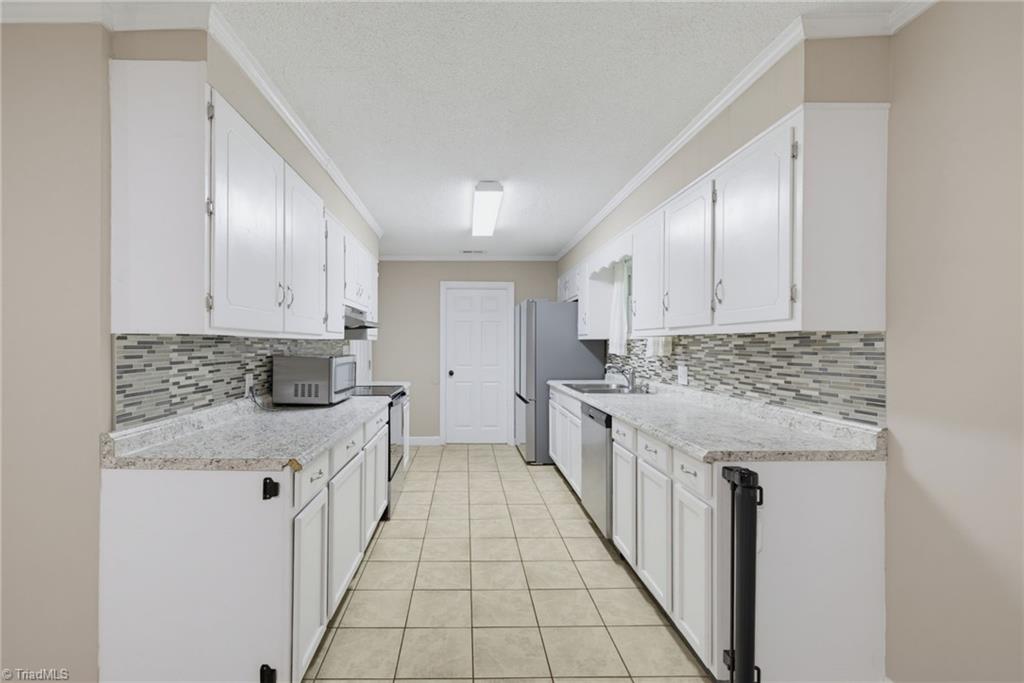 6954 Gra Lan Drive Property Photo 11