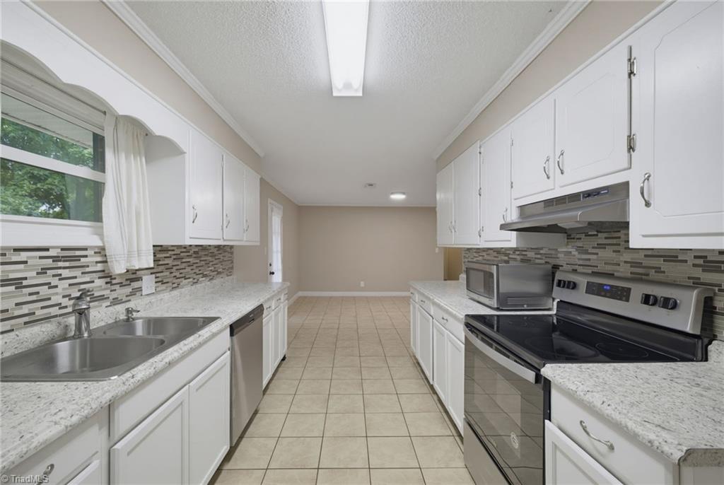 6954 Gra Lan Drive Property Photo 14