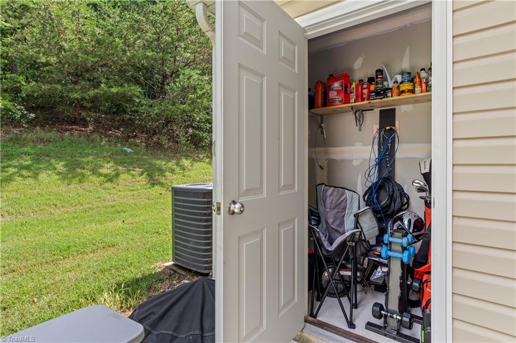 6518 Ashebrook Drive Property Photo 25