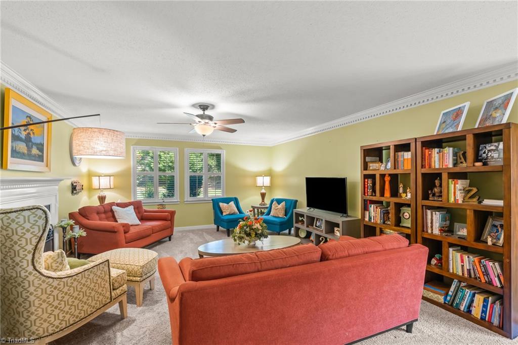 1137 Gatehouse Road Property Photo 6