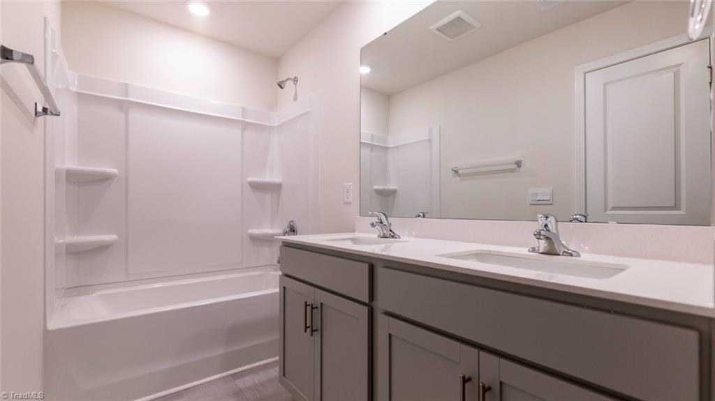 203 Hungerford Boulevard Property Photo 19