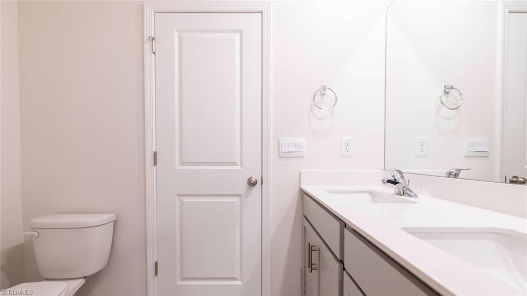 203 Hungerford Boulevard Property Photo 27